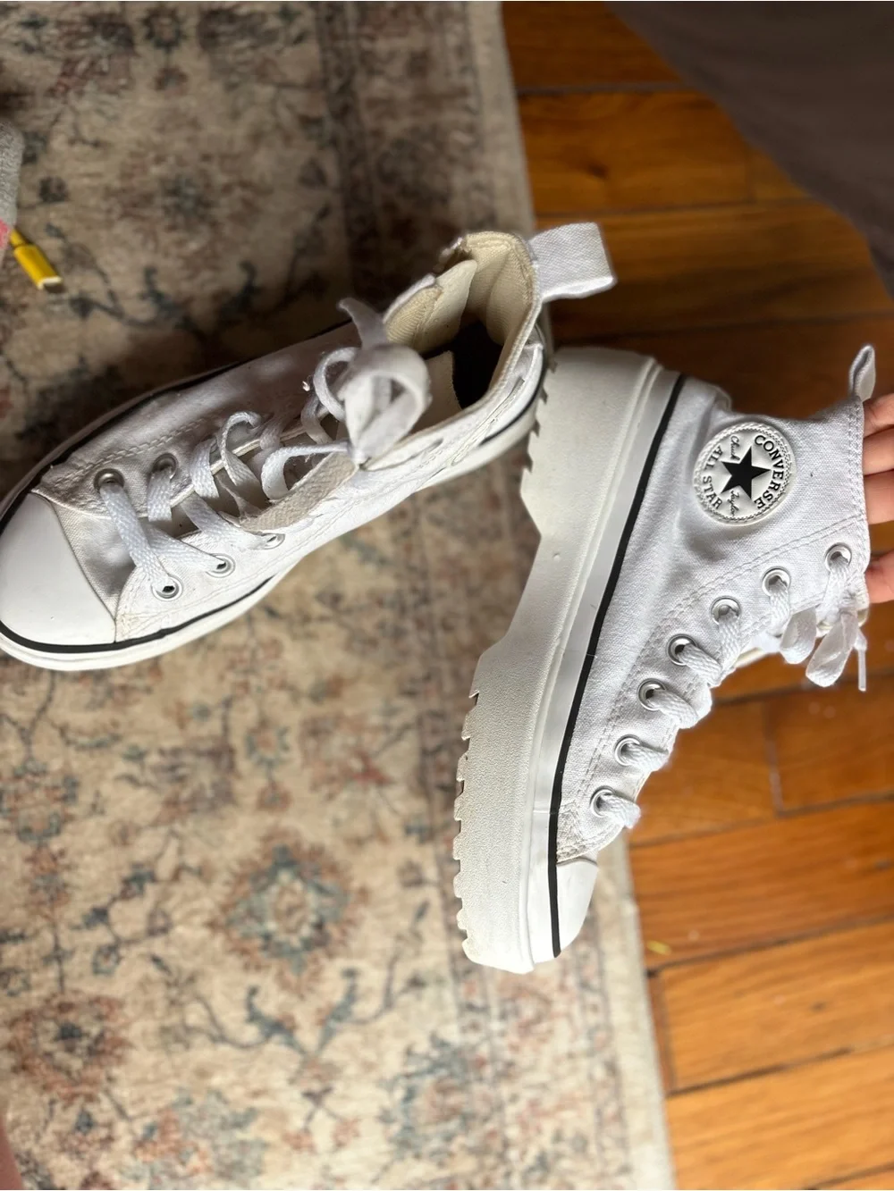 Kids 3Y White High-Top Canvas Sneakers with Side Zip Lug Sole